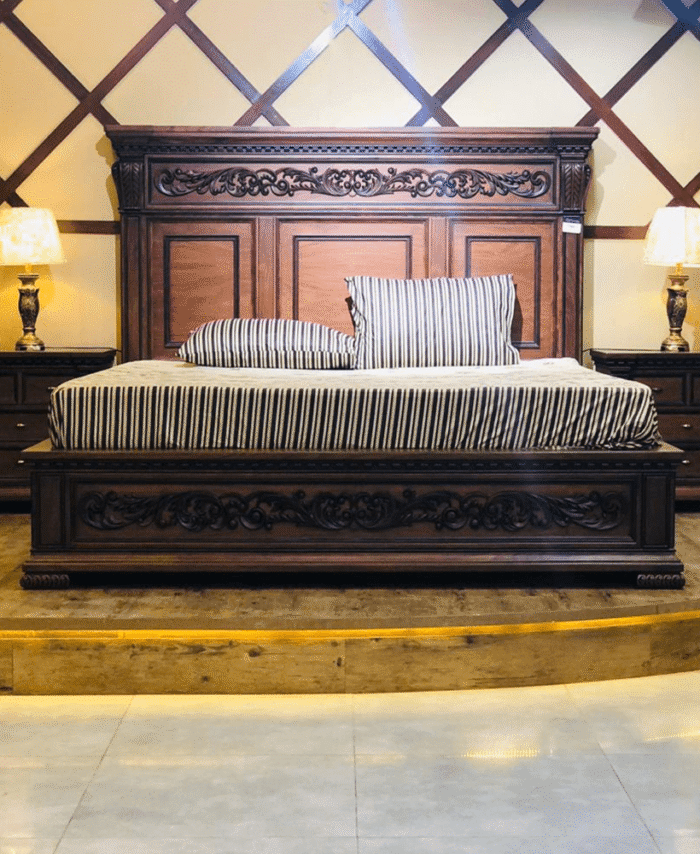 Elegant Chinioti Tudor Bed