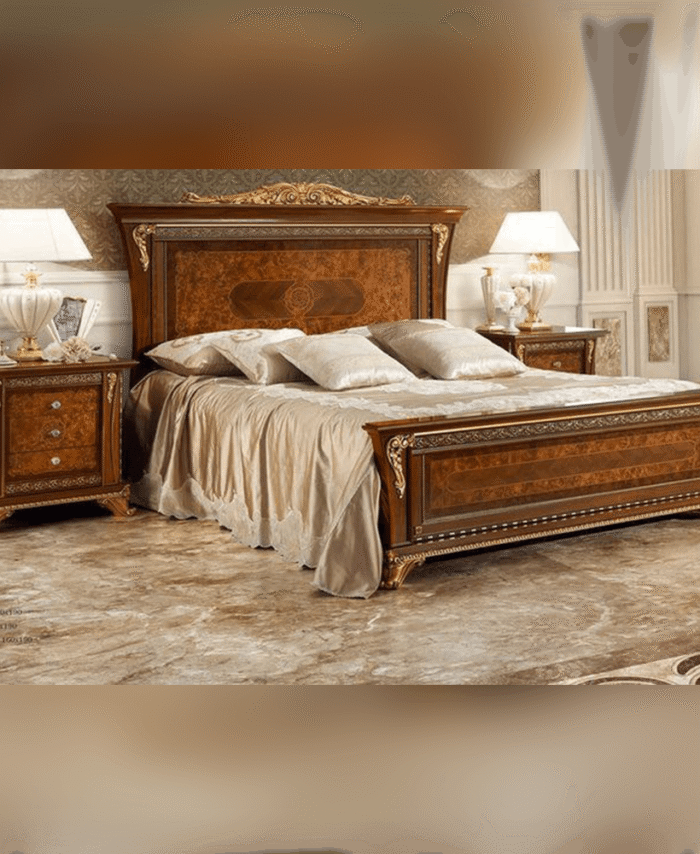 Royal Chinioti Crest